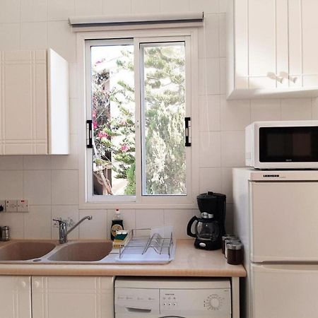 H&O Danaos Sea Breeze Apartment Paphos ภายนอก รูปภาพ