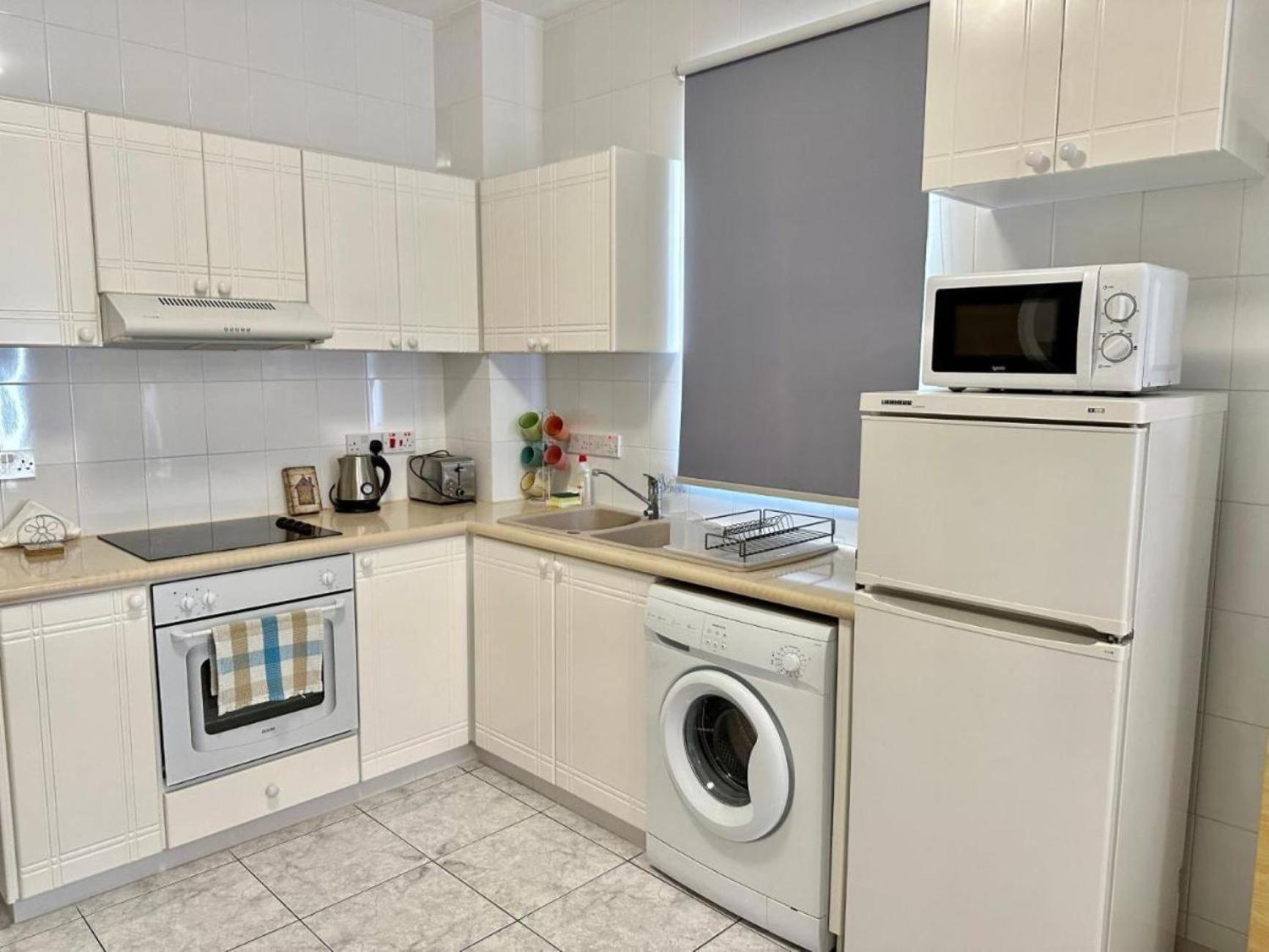 H&O Danaos Sea Breeze Apartment Paphos ภายนอก รูปภาพ