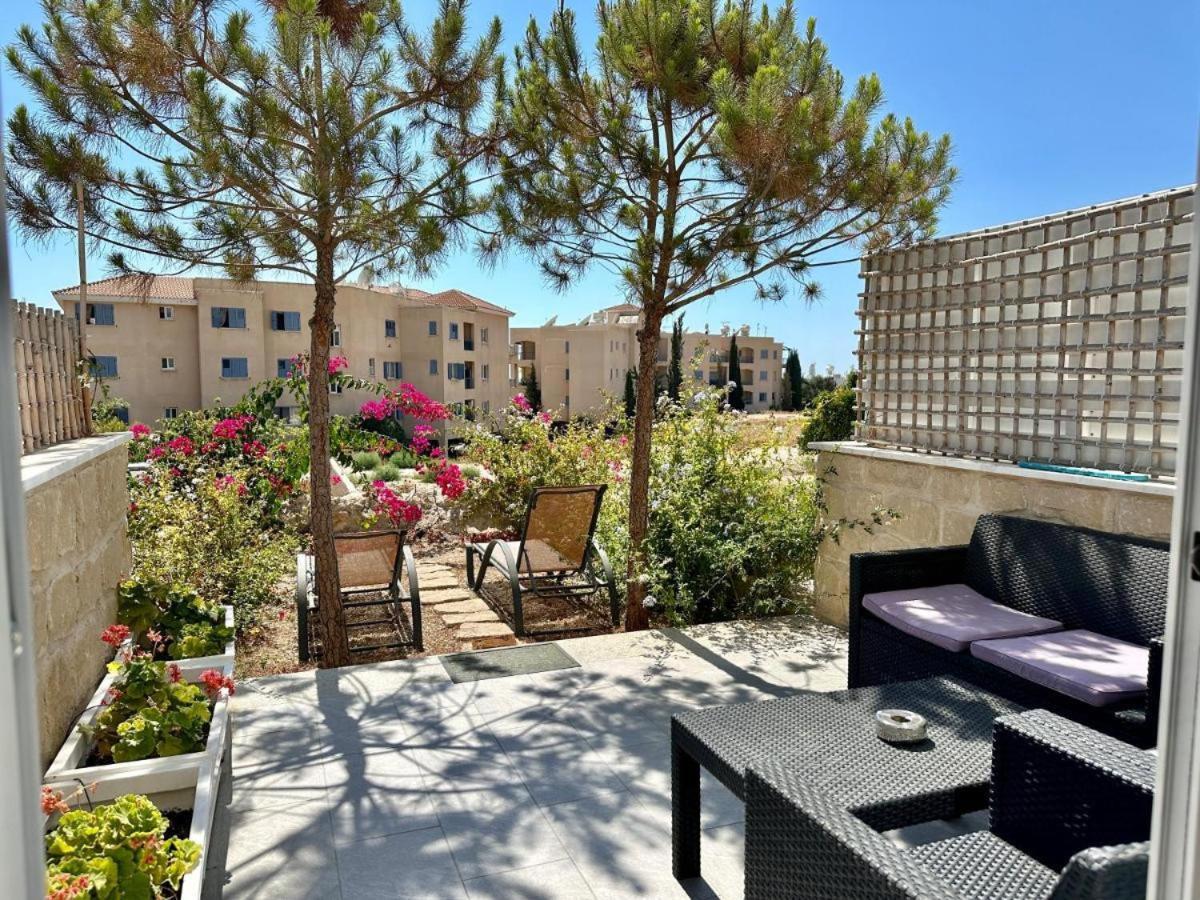 H&O Danaos Sea Breeze Apartment Paphos ภายนอก รูปภาพ