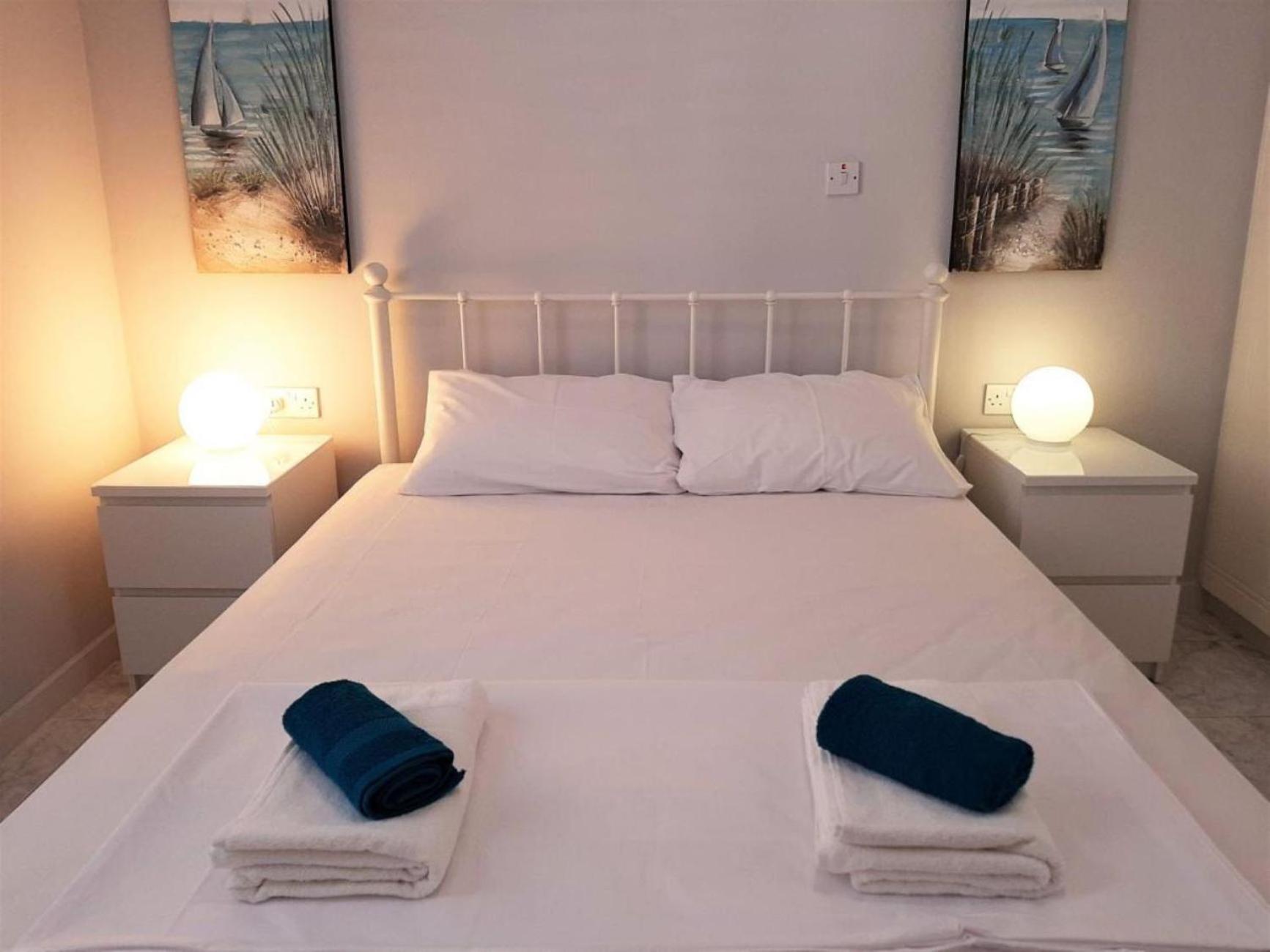 H&O Danaos Sea Breeze Apartment Paphos ภายนอก รูปภาพ